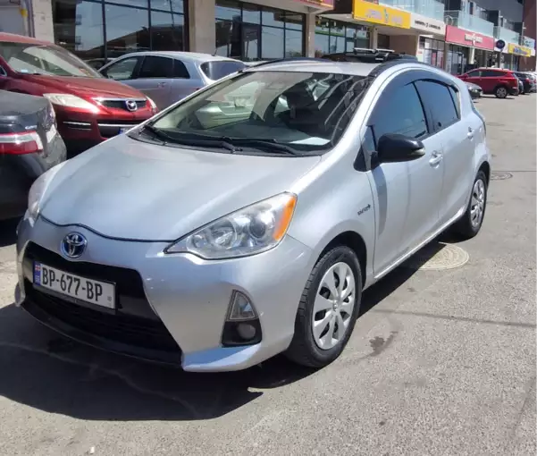 Toyota Prius C