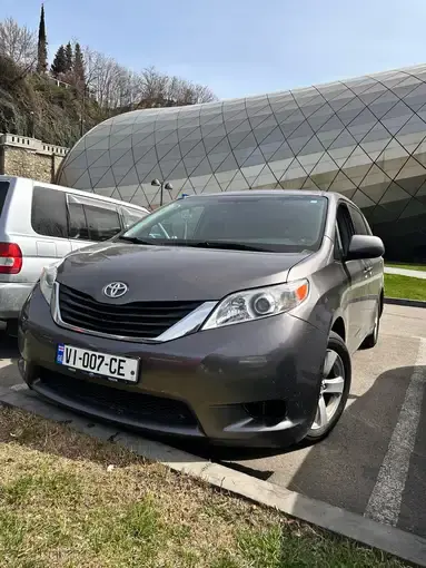 Toyota Sienna